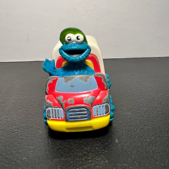 TYCO Matchbox Sesame Street Racing Elmo Cookie Monster Toy Car - Picture 3 of 7